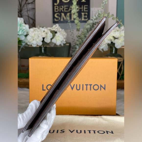 (MT48) Authenticated Louis Vuitton Damier Ebene Brazza Wallet - Picture 7 of 15